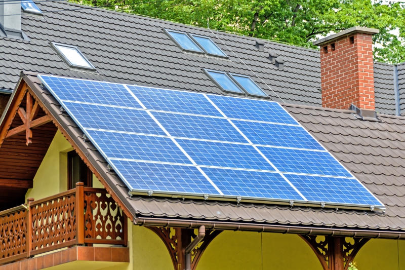 chauffagiste-CARNOULES-min_solar-panels-1477987